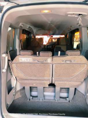 Honda Stepwagon 2018 silver image 3