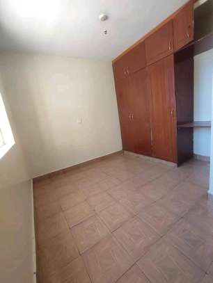 Off Naivasha road two bedroom apartment to let image 4