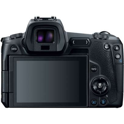 Canon EOS R Mirrorless Camera image 2