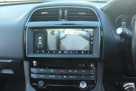 Jaguar F Pace Alloys 2017 Leather Sunroof 74,000 Kms image 7