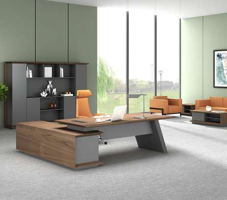 Office Desk : Solid L-Shaped Executive Wood Desk image 3