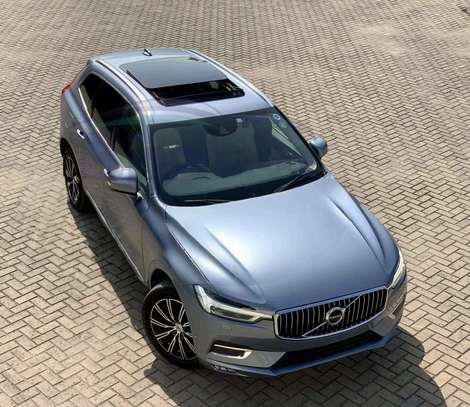 Volvo XC60 T5 AWD Blue 2018 image 3