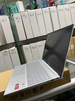 HP Pavilion 15-eh0014na Laptop ‑ AMD Ryzen™️ 7 image 6