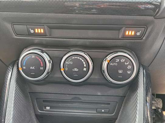 MAZDA DEMIO image 10