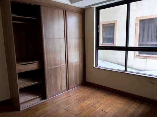 3 BEDROOM + DSQ image 7