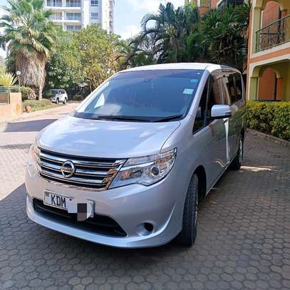 Nissan Serena 8 Seater (New Shape) image 1
