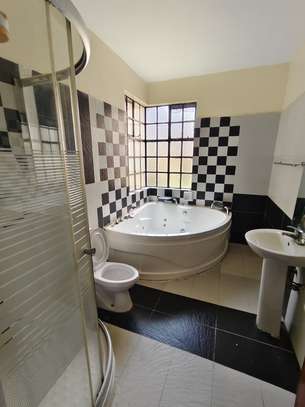 3 Bed Apartment with En Suite in State House image 8