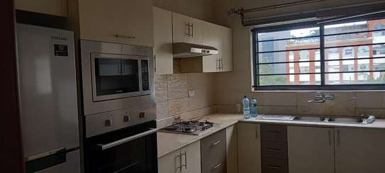 3 Bed Apartment with En Suite at Rhapta Road image 23