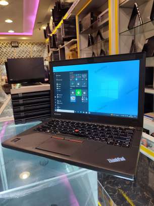 Lenovo ThinkPad X250 Intel Core i5 8GB RAM 500GB HDD image 1