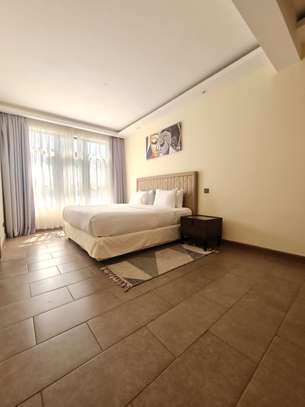 Serviced 2 Bed Apartment with En Suite in Spring Valley image 2