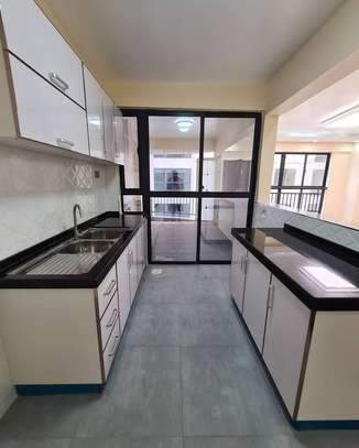 3 bedroom apartment for sale in Kilimani image 3