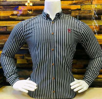 Black stripped casual shirts image 1