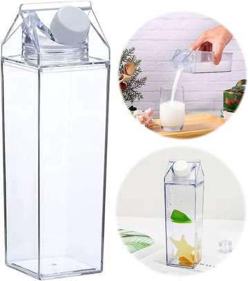 1L clear acrylic fridge bottle with tight duo lid image 1