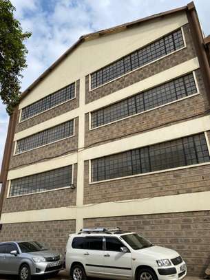 2,750 ft² Warehouse with Parking at Baba Dogo image 1