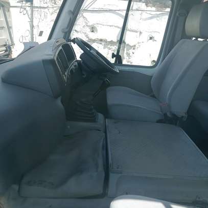 HINO 2015MODEL MANUAL DIESEL. image 5