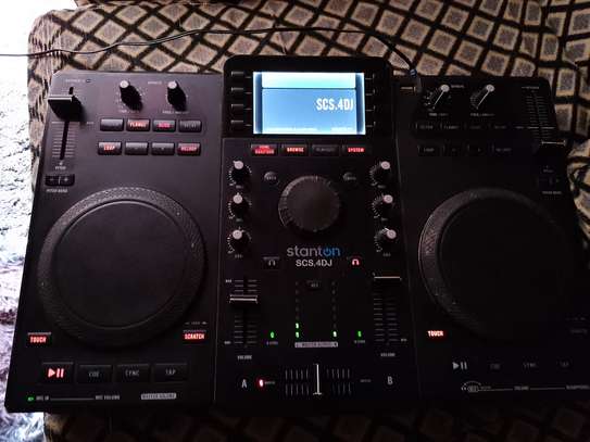 Stanton Scs 4Dj Dj Controller Black Touch Jog Wheels in Kiambu