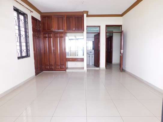 4 Bed Apartment with En Suite in Mombasa CBD image 15