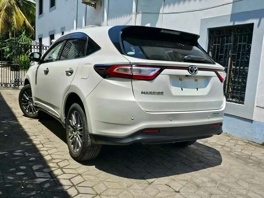 Toyota Harrier 2018 white 2wd image 9