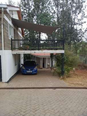 4 Bed House with En Suite at Nairobi Women image 4