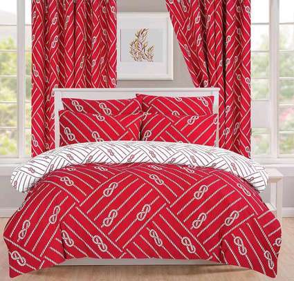Woolen duvet cover with matching curtains image 4