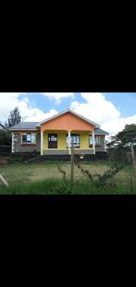 3bedroom house with a Dsq image 1