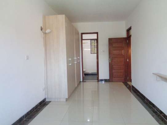 3 Bed Apartment with Swimming Pool in Madaraka image 5