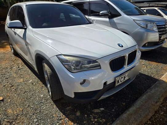 BMW X1 SUV White Luxury Compact Performance image 2