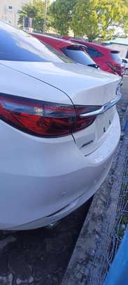 Mazda Atenza Petrol White 2018 image 8