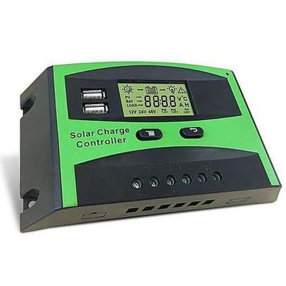 Solarmax 40AMPS PWM Charge Controller image 2