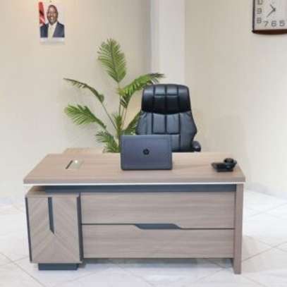 Executive Desks : 160CM Executive Office Table image 2