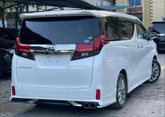 Toyota Alphard Sunroof 2017 image 11