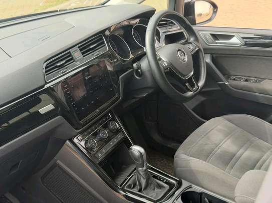 Volkswagen Touran Sunroof 2019 image 4