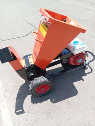 Heavy duty wood chipper image 5