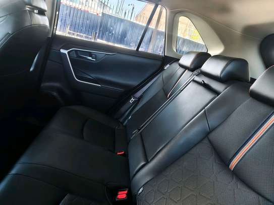 Toyota Rav4 Adventure green 2020 image 8