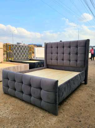 MODERN CHESTER BED 30-34K image 9