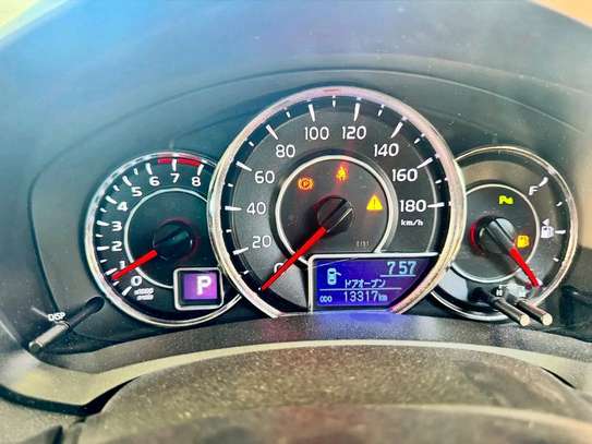 TOYOTA AXIO Compact Hatchback Gray Efficient City Car 2019 image 7