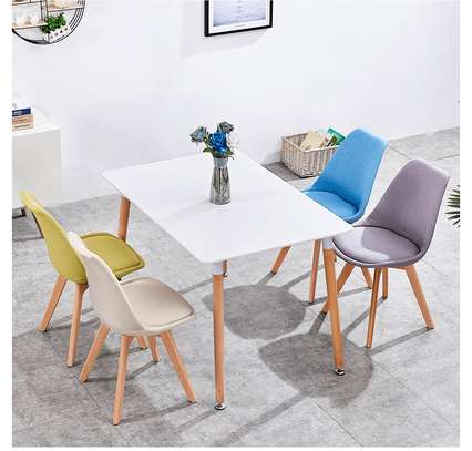 Cushioned Plastic Shell Eames Chair image 8