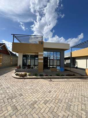 3 Bed House with En Suite at Near Spur Mall image 26