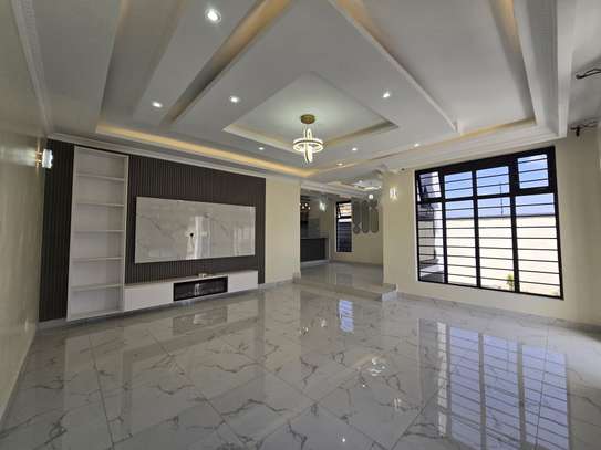 4 Bed House with Staff Quarters in Kamakis image 9