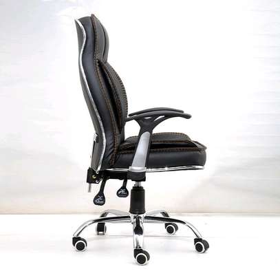 Armrest office leather chair image 1