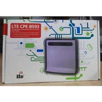 Huawei LTE CPE B593 is a wireless broadband router image 3