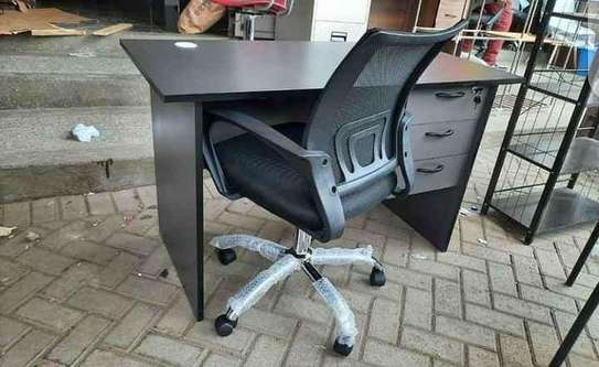 Super quality  office desks and a chair image 1