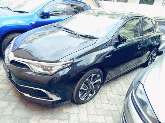 Toyota Auris hybrid black 🖤 image 1