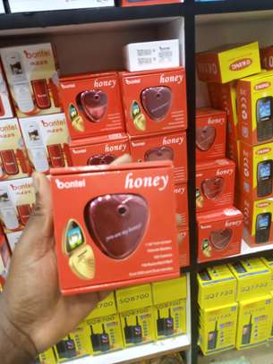 Bontel honey button phone image 1