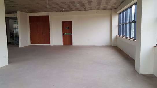 379 m² Office with Backup Generator in Westlands Area image 7