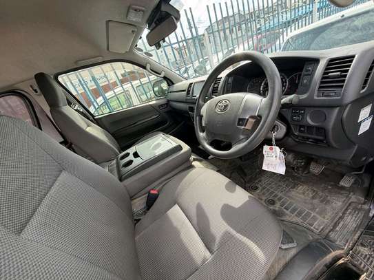 Toyota Hiace 7l highroof 2019 1KD image 2