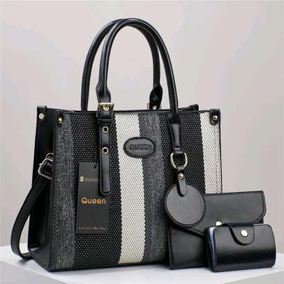 Ladies handbags image 7