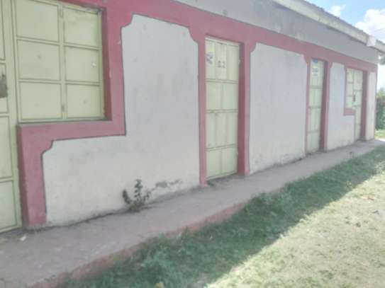 Ten one roomed houses for sale image 4