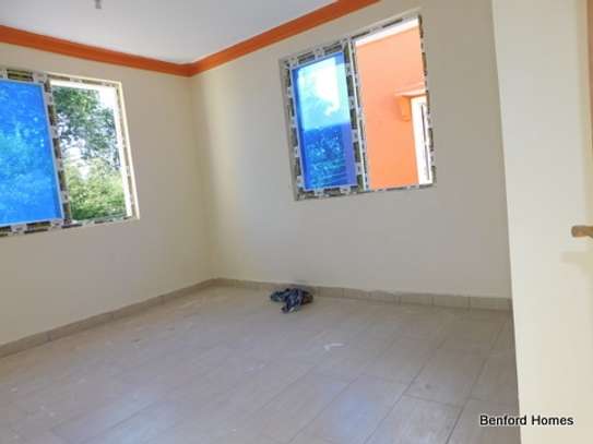 3 Bed Townhouse with Swimming Pool at Mtwapa image 14