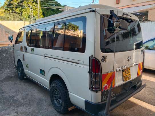 Toyota hiace 7L ex tours on sale image 2